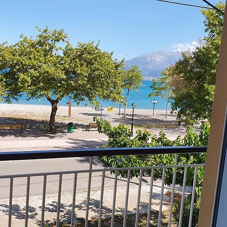 Nafpaktos Beach House Sea View Apartment First Floor 外观 照片